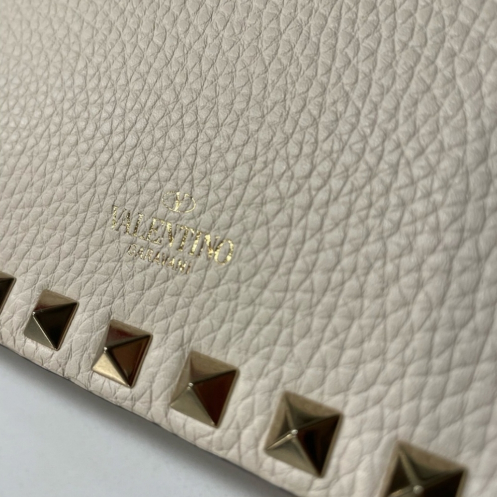 Valentino Garavani Crossbody Bag - Picture 4 of 12